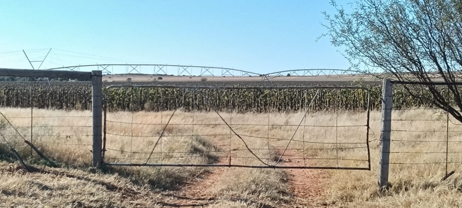 0 Bedroom Property for Sale in Petrusburg Free State